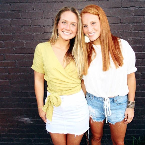 Meet your Posher, Katherine - Picture 1 of 1